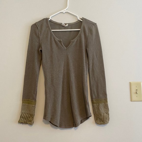 ❌SOLD ❌ Free People Mushroom Kyoto Cuff Thermal - Picture 4 of 7